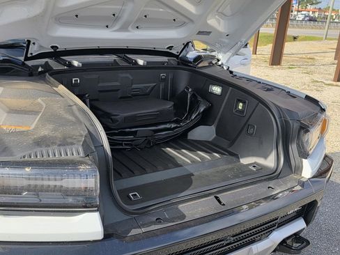 Used 2025 GMC Hummer EV 3X image 7