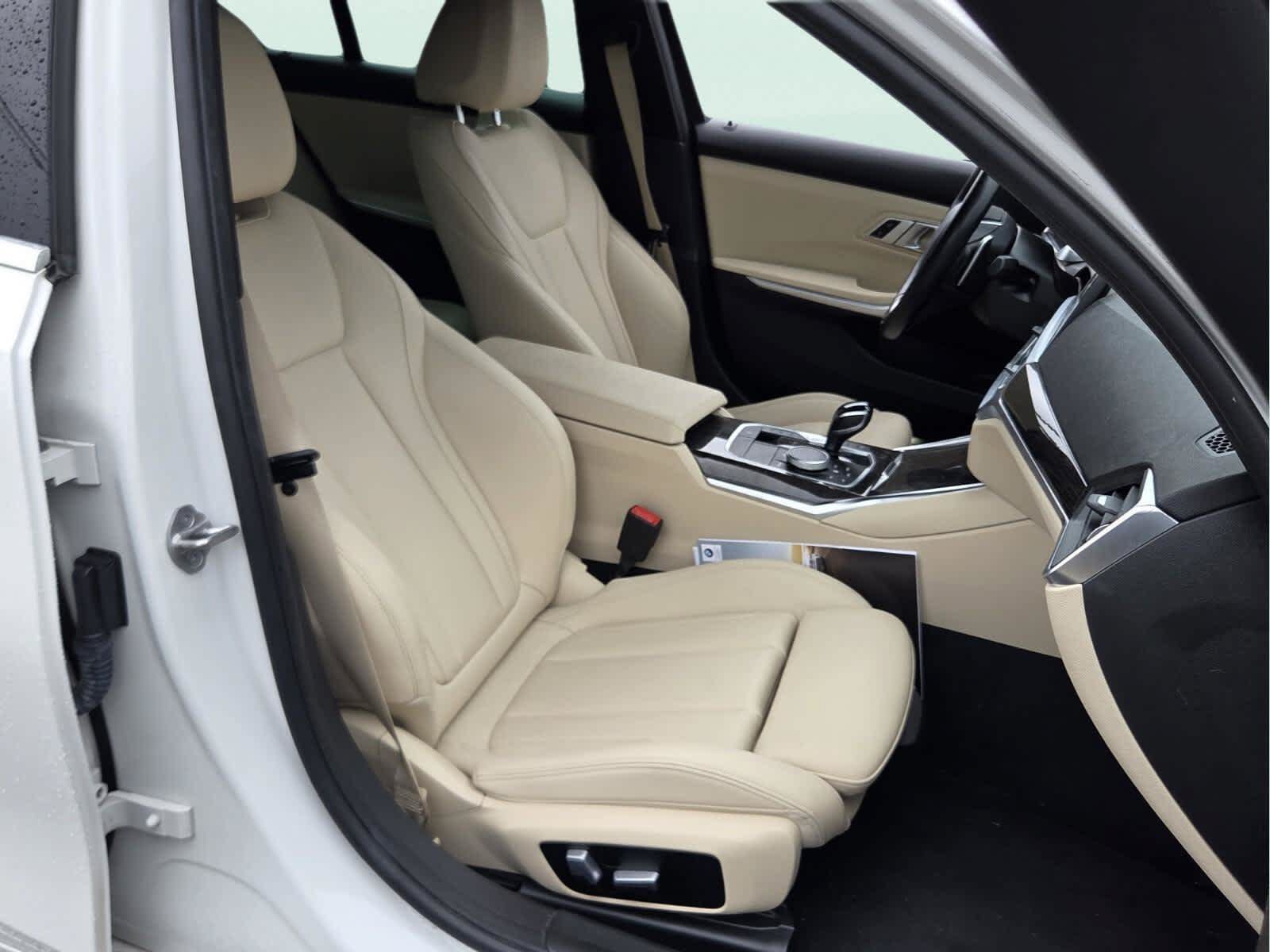 Used 2021 BMW 330e w/ Premium Package RWD image 18
