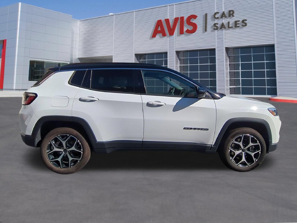 Used 2026 Jeep Compass Limited AWD/4WD image 5