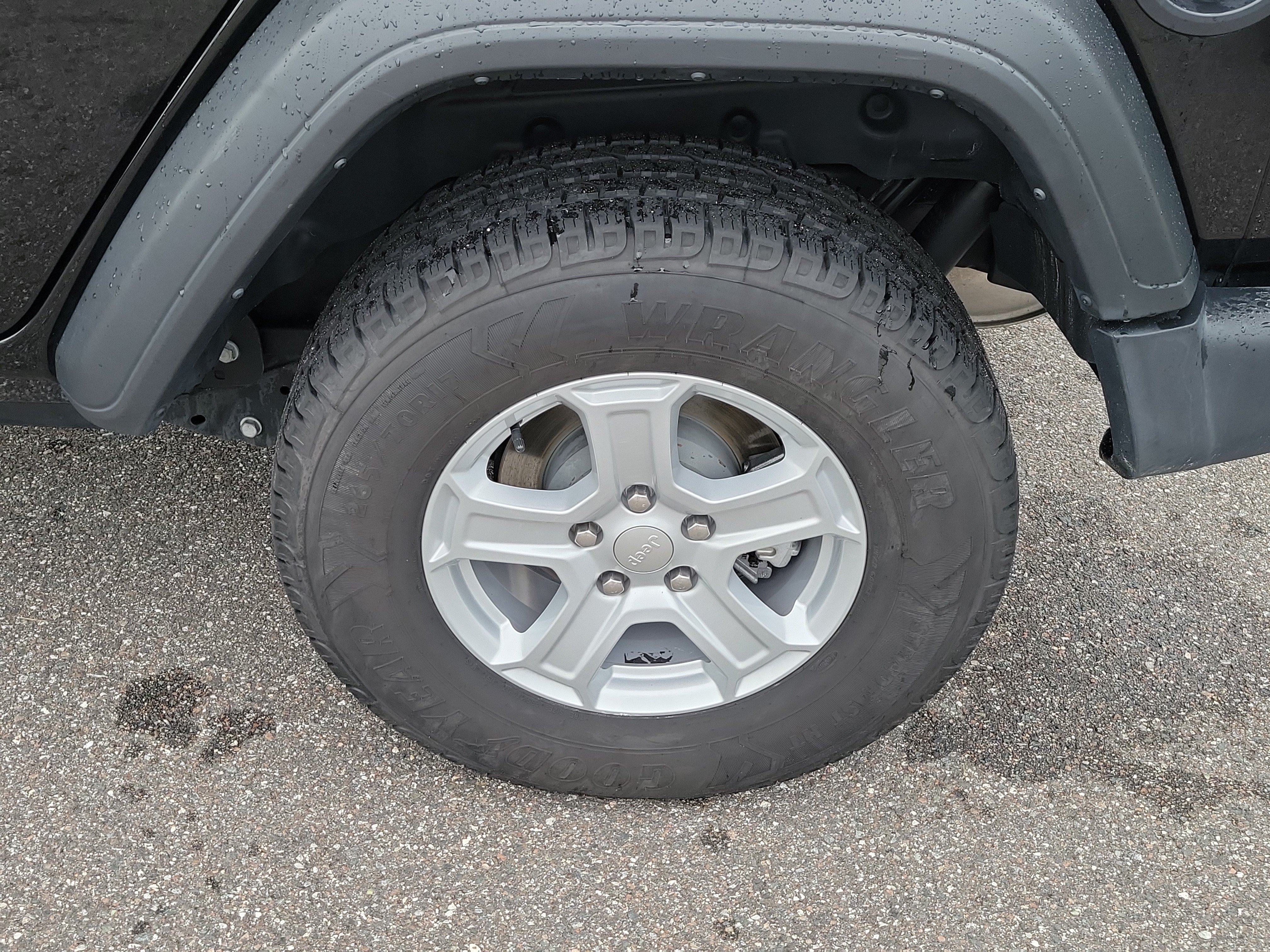 Used 2021 Jeep Wrangler Unlimited Sport AWD/4WD image 36