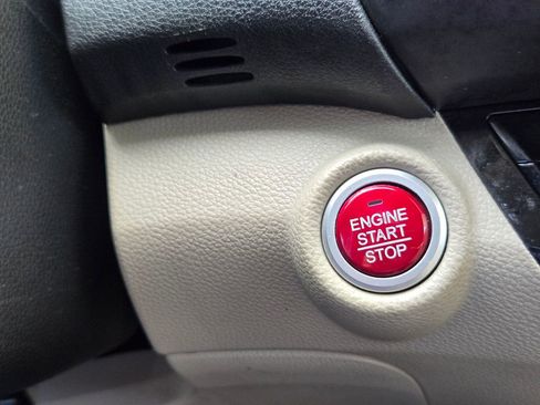 Used 2017 Honda Accord Touring image 19