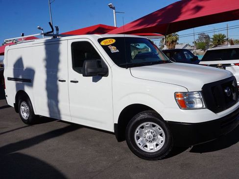 Used 2019 Nissan NV 2500 SV w/ Navigation Package image 2