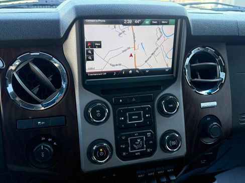 Used 2016 Ford F250 Lariat w/ Lariat Ultimate Package image 24