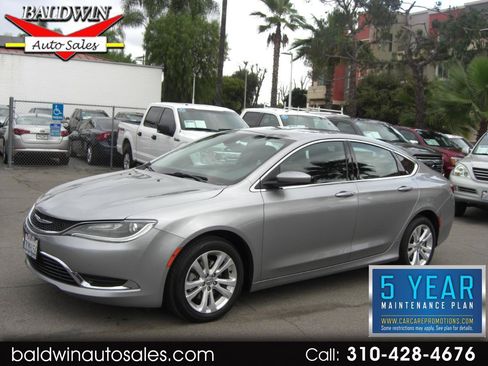 Used 2015 Chrysler 200 Limited FWD image 1