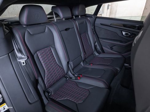 Used 2024 Lamborghini Urus S image 43