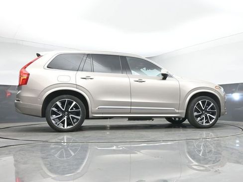 Used 2024 Volvo XC90 B6 Ultimate w/ Protection Package Premier AWD/4WD image 17