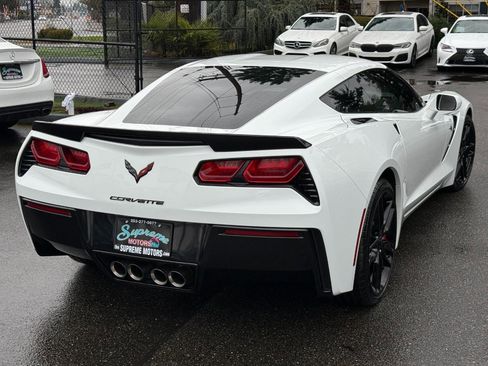 Used 2019 Chevrolet Corvette Stingray Coupe w/ Carbon Flash Badge Package image 15
