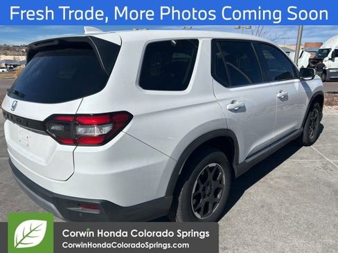 Used 2025 Honda Pilot EX-L image 5