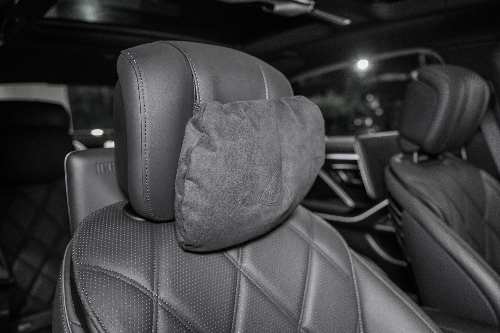Used 2024 Mercedes-Benz Maybach S 580 4MATIC image 53