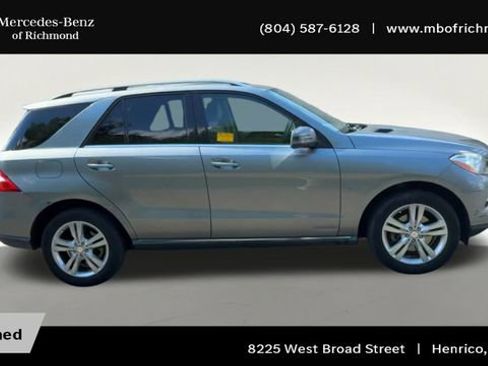 Used 2012 Mercedes-Benz ML 350 BlueTEC 4MATIC image 3