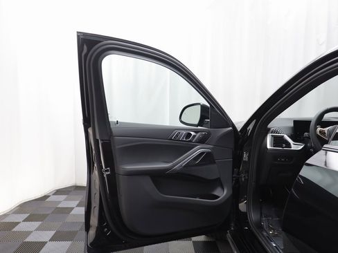 New 2026 BMW X6 xDrive40i image 4