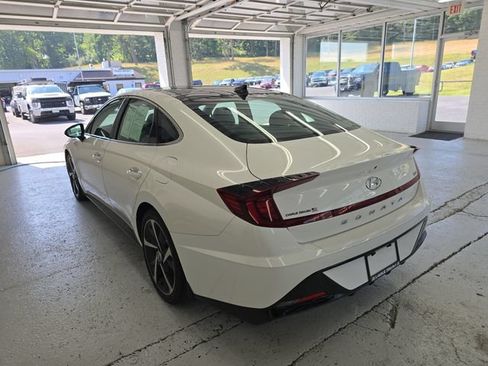 Used 2022 Hyundai Sonata SEL Plus FWD image 3