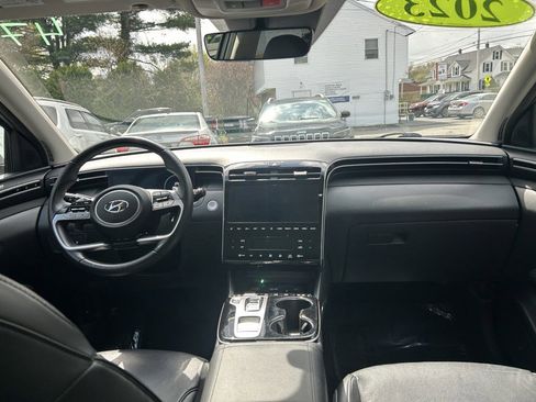 Used 2023 Hyundai Tucson Limited w/ Winter Package AWD/4WD image 28