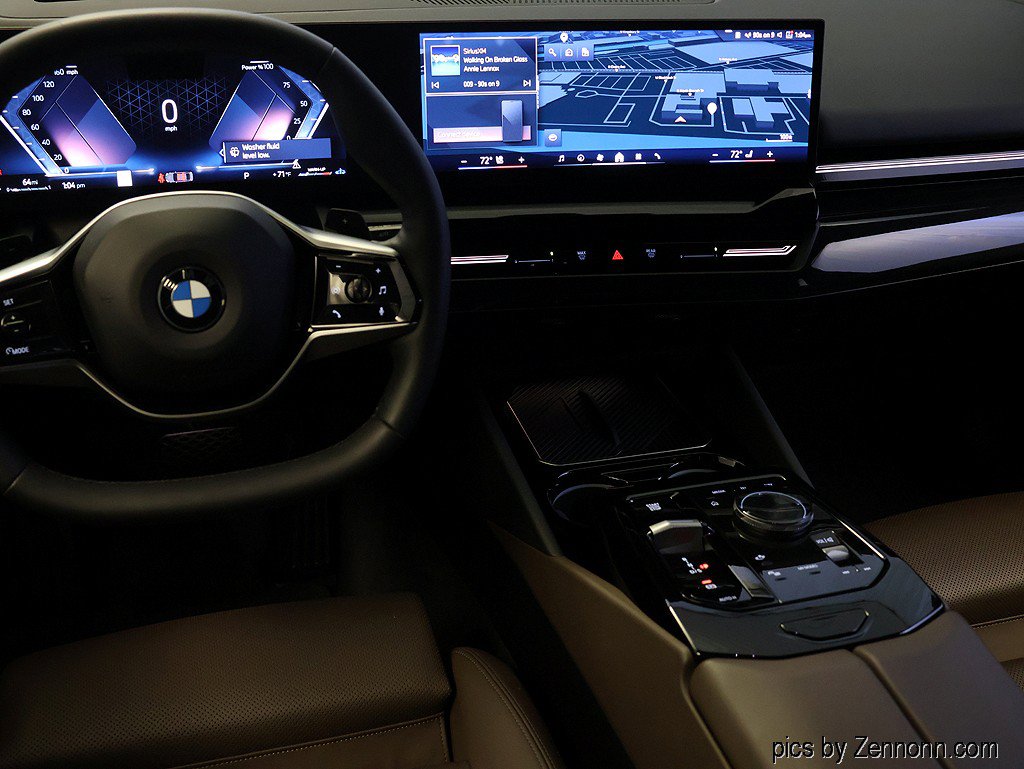Certified 2024 BMW 530i xDrive w/ Premium Package AWD/4WD image 16