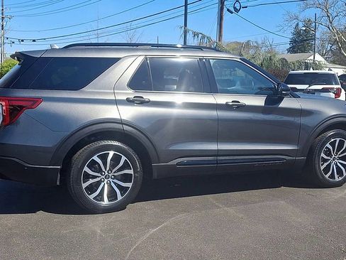 Used 2020 Ford Explorer ST AWD/4WD image 3