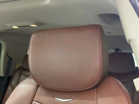 Used 2018 Cadillac Escalade Luxury w/ LPO, Radiant Package image 21