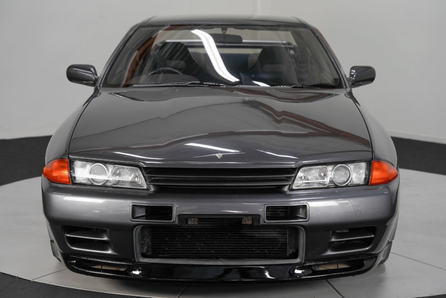 Used 1990 Nissan GT-R image 9