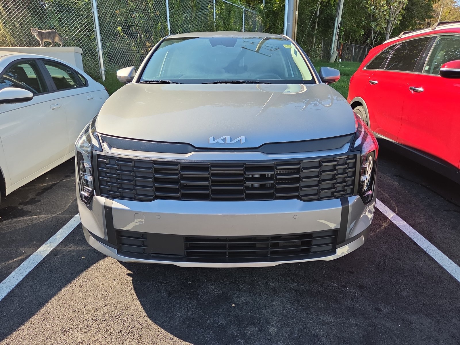 Used 2026 Kia Sportage LX FWD image 3