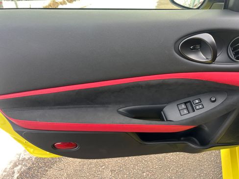 Certified 2024 Nissan Z Performance w/ Floor Mat Package image 18