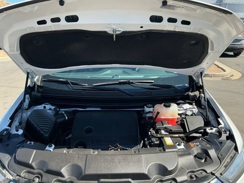 Used 2023 Chevrolet Traverse Premier image 16