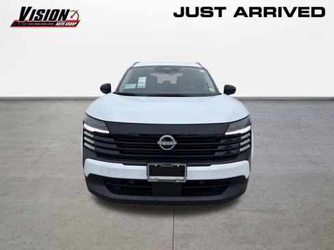 New 2026 Nissan Kicks SV w/ SV Premium Package image 2