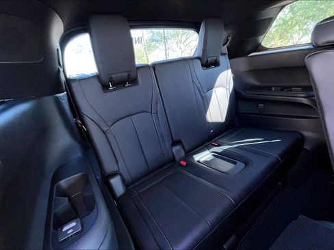 Used 2025 INFINITI QX60 Luxe w/ Black Edition image 28