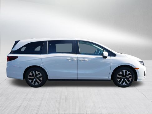 New 2026 Honda Odyssey EX-L image 8