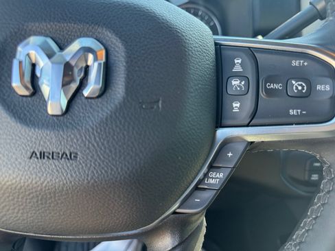 Used 2025 RAM 3500 Big Horn AWD/4WD image 25
