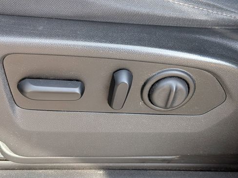 Used 2020 Chevrolet Silverado 1500 RST w/ All-Star Edition image 21