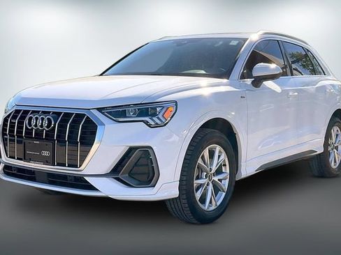 Certified 2023 Audi Q3 2.0T Premium Plus w/ Premium Plus Package AWD/4WD image 2