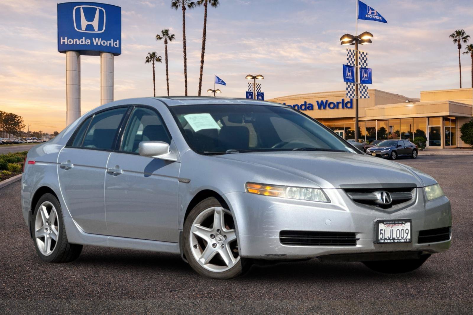 Used 2005 Acura TL FWD image 2