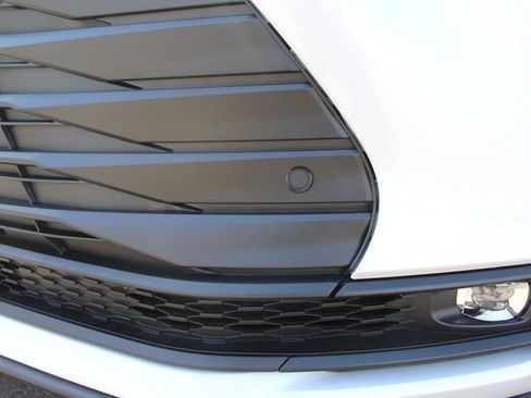 Certified 2026 Toyota Sienna XLE FWD image 19