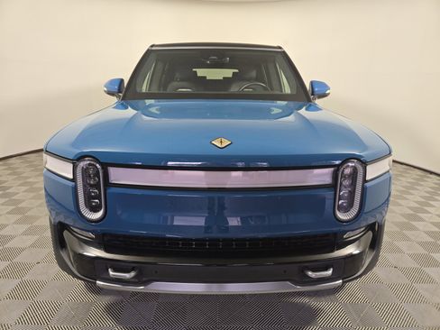 Used 2022 Rivian R1S Launch Edition image 8