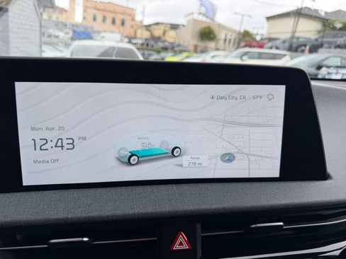 Used 2024 Kia EV6 Light AWD/4WD image 25