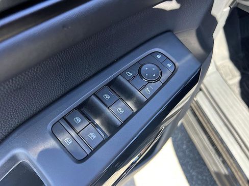 Certified 2025 Nissan Pathfinder S image 20