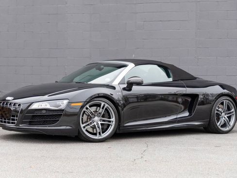 Used 2011 Audi R8 V10 image 7