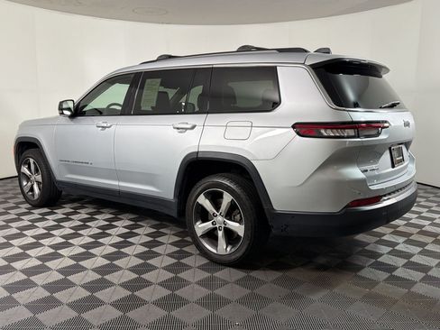 Used 2021 Jeep Grand Cherokee L Limited AWD/4WD image 2