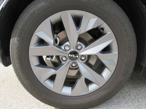 Used 2025 Kia Sportage SX FWD image 7