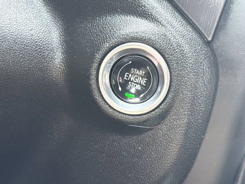 Used 2019 GMC Sierra 1500 AT4 w/ AT4 Premium Package AWD/4WD image 17