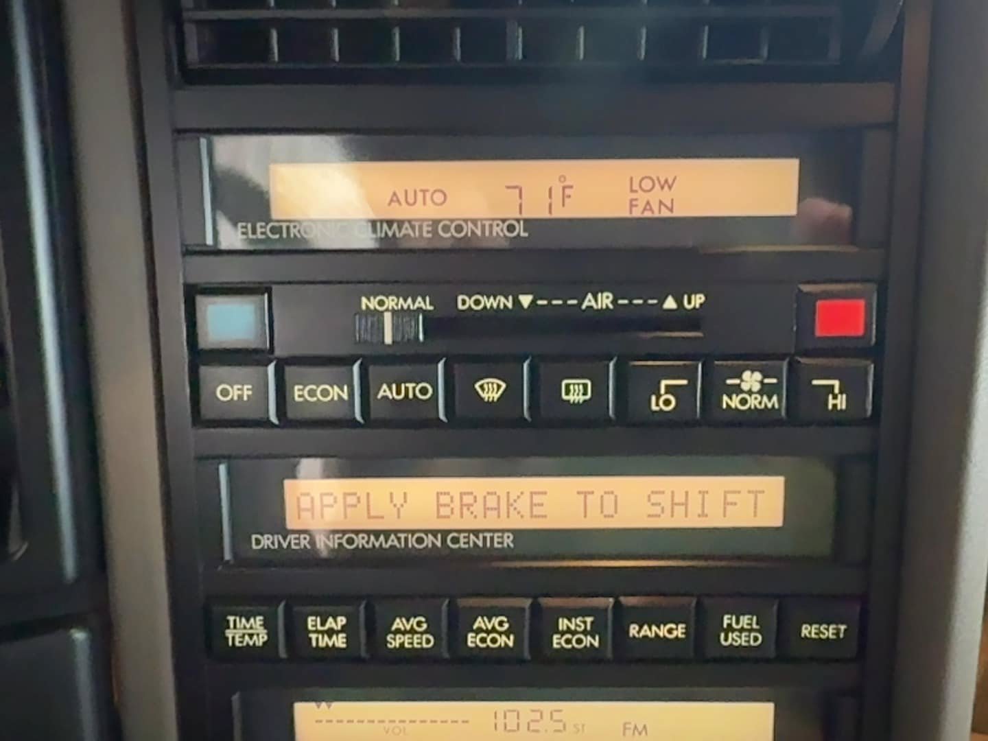 Used 1993 Cadillac Allante FWD image 24
