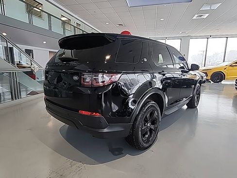 Used 2020 Land Rover Range Rover Velar R-Dynamic S image 5