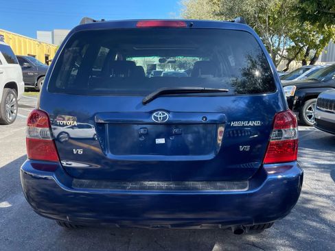 Used 2004 Toyota Highlander Limited image 8