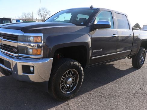 Used 2015 Chevrolet Silverado 2500 LTZ w/ LTZ Plus Package image 3