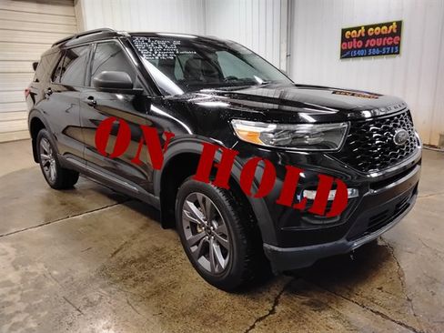 Used 2021 Ford Explorer XLT w/ Equipment Group 202A image 1