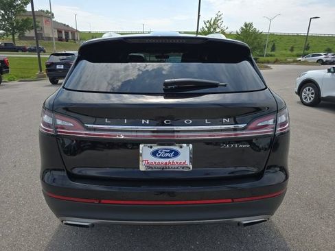 Used 2020 Lincoln Nautilus Reserve w/ Equipment Group 201A AWD/4WD image 4