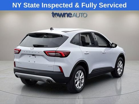 Used 2025 Ford Escape Active w/ Cold Weather Package AWD/4WD image 5