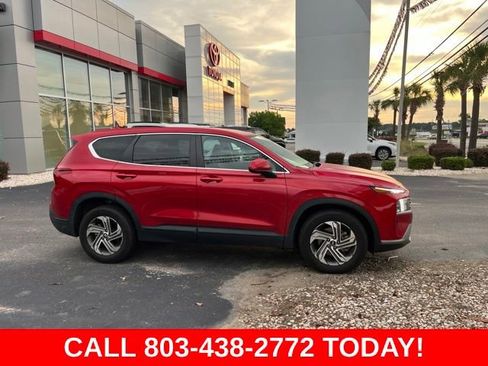 Used 2023 Hyundai Santa Fe SE FWD image 2