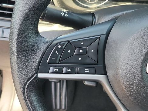 Used 2024 Nissan Altima 2.5 SV FWD image 37
