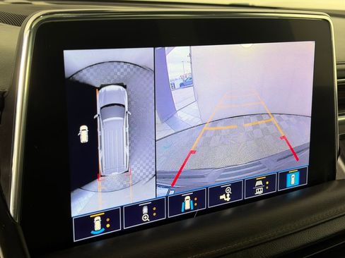 Used 2021 Chevrolet Suburban High Country image 20