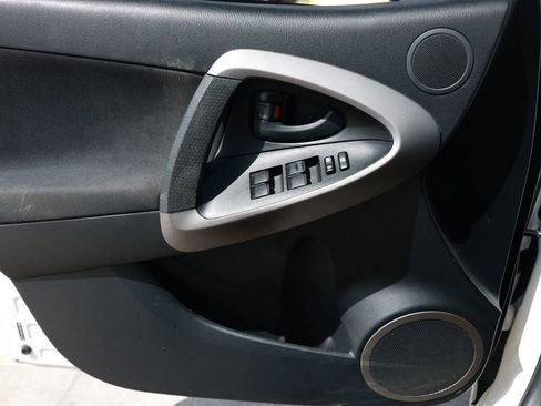 Used 2008 Toyota RAV4 Sport image 40